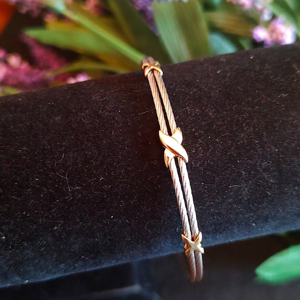 EUC 14k Gold Two Tone Cable Bracelet